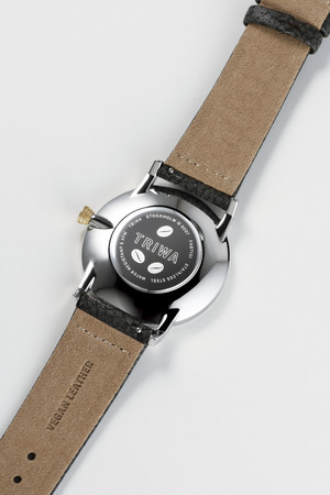北欧スウェーデンの腕時計ブランドTRIWAから、年間で数百万トンもの食品ロスを生み出している現代の食環境に目を向けた、日本独自のコンセプトウォッチを発売します。のサブ画像4
