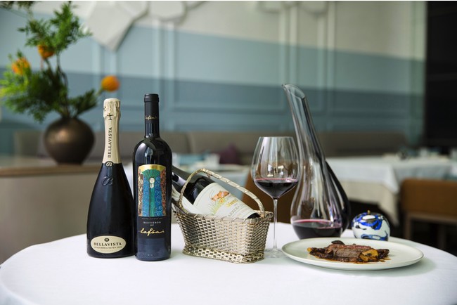 イノベーティブイタリアン『FARO(ファロ)』がお届けする　2月の“黒トリュフ”スペシャルディナーのサブ画像7_様々なワインをご用意して、お客さまのリクエストにお答えします。