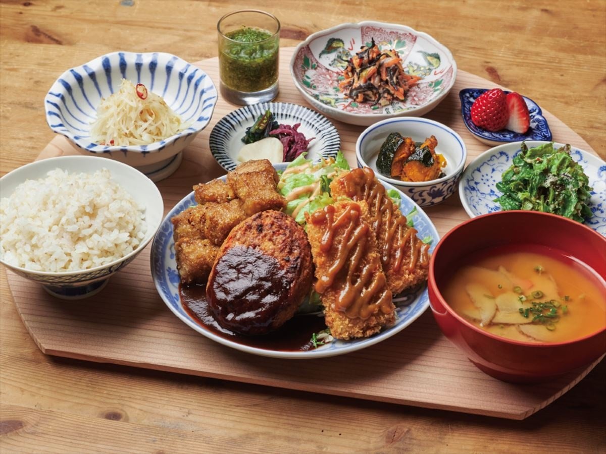 京都のヴィーガンカフェで味わえる、肉不使用の肉味噌と「野菜のせいろ蒸し」のコラボレーションが絶品！のサブ画像9