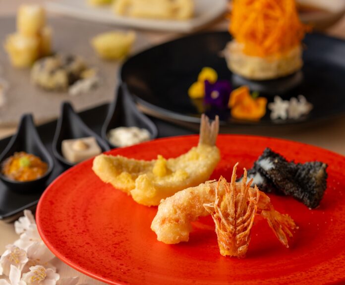 日本人が気づかないこと。天ぷらは「食べるのが難しい」料理です。のメイン画像