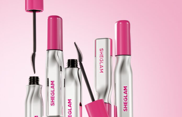 SHEGLAMから、目もとに輝きを与える新作マスカラ「Lashlighter Up & Out Mascara」を7月25日（金）より新発売！のメイン画像