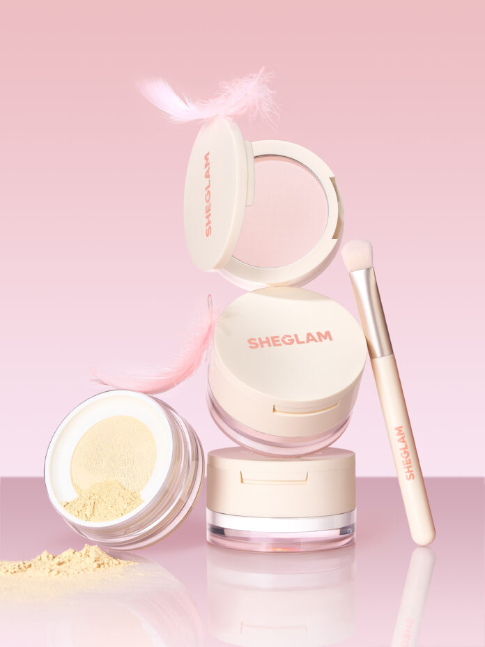 SHEGLAMの2025年秋新作より、秋肌をきれいに魅せるセッティングパウダー『Insta-Ready Ultra-Fine Blur & Lift Setting Powder Duo』が登場！のメイン画像